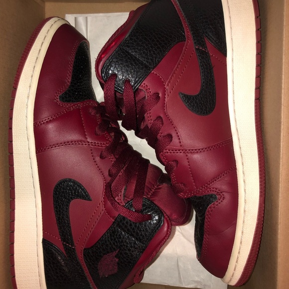 Jordan Shoes - Air Jordan 1 Mid Jordan Shoes - Air Jordan 1 Mid